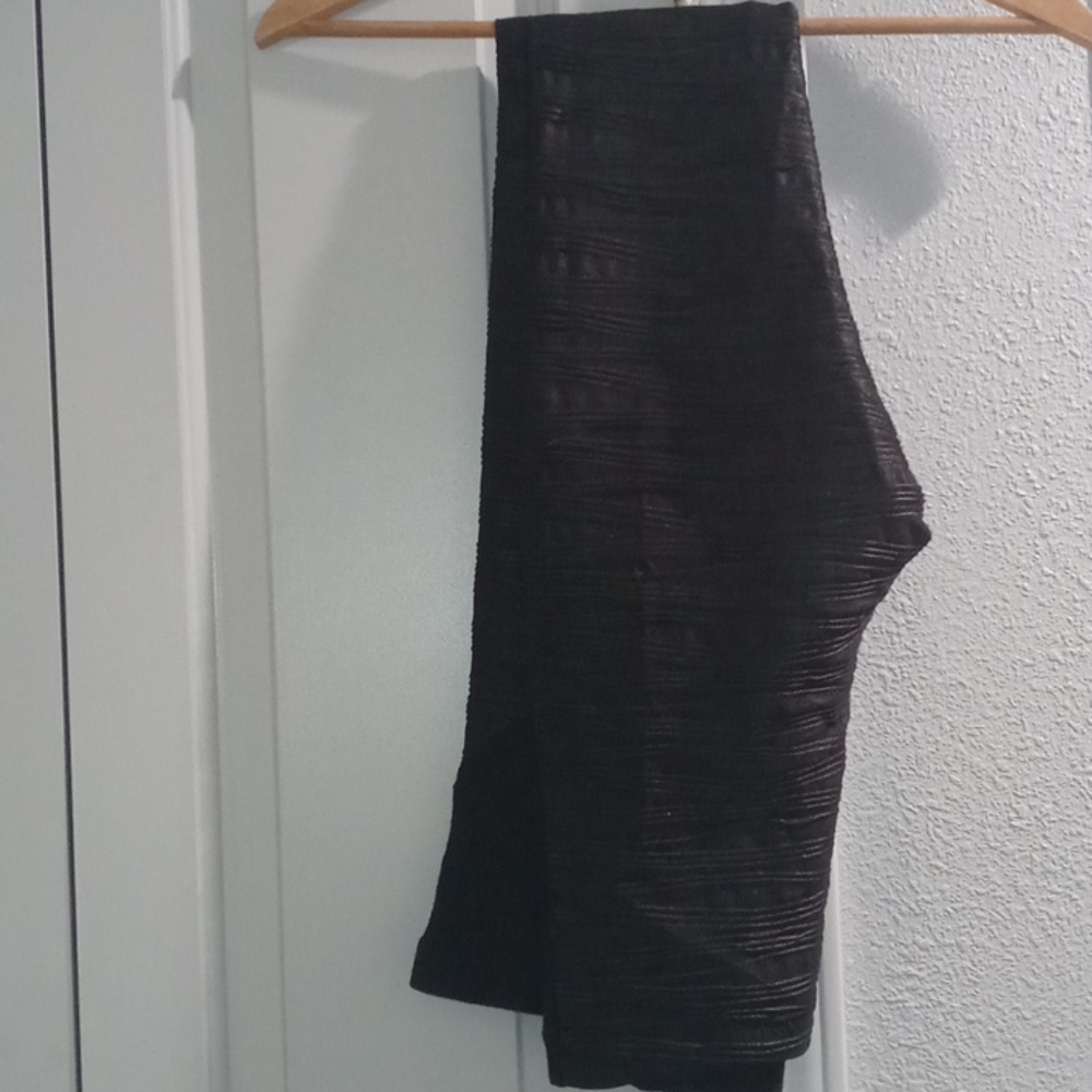 Clothes - Picture 6 of 8